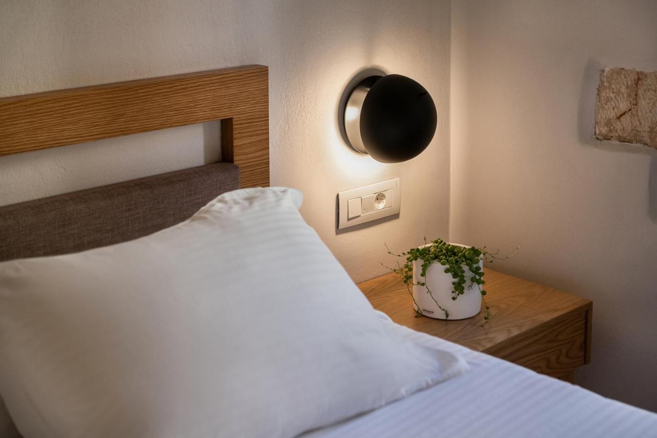 Hotel Off Ханья Экстерьер фото