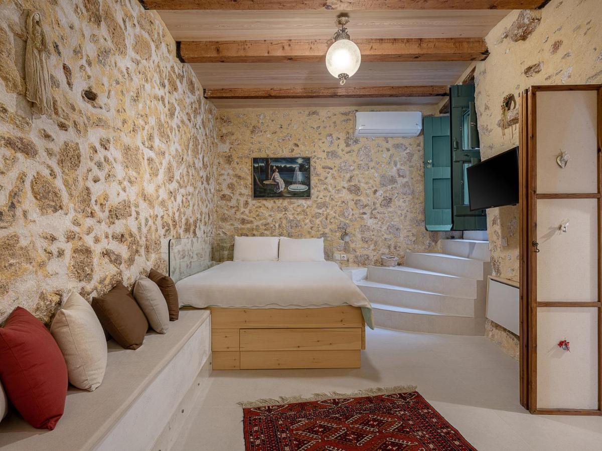 Hotel Off Ханья Экстерьер фото
